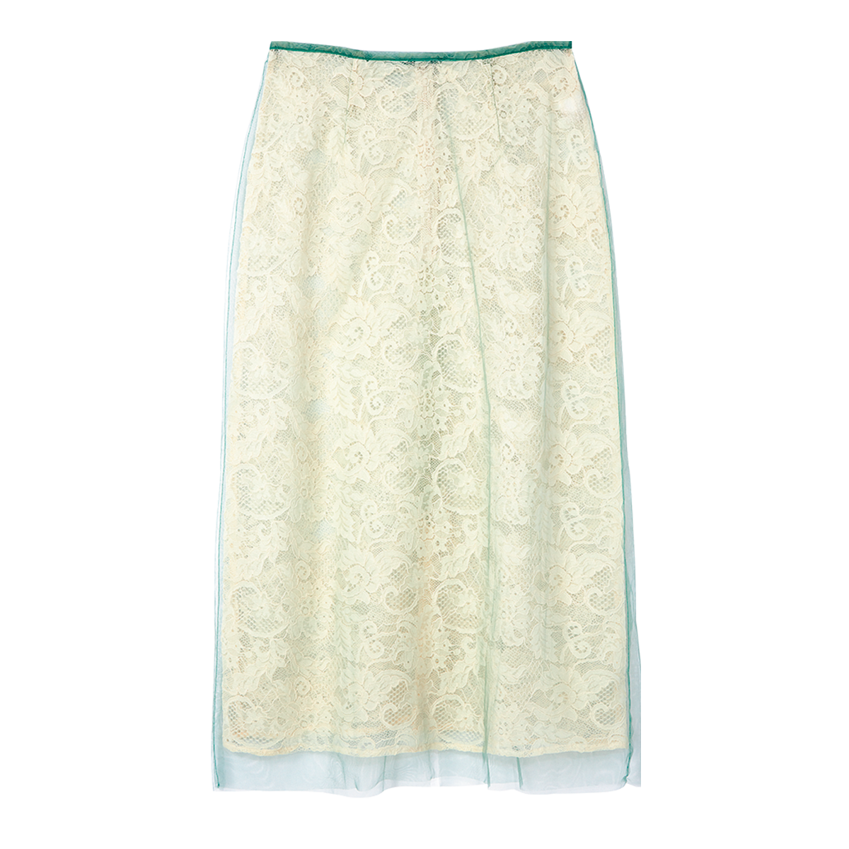 レースとチュールがレイヤードされたミドル丈スカート。デニムと合わせるのもオススメ。スカート¥39,600（マージ／S&T）