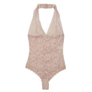 深くV字にあいたデコルテラインがエレガント。ボディスーツ¥9,990（インティミッシミ／インティミッシミ 渋谷文化村道り店）