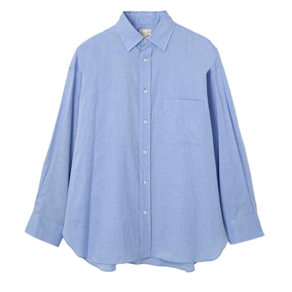 シャツ￥64,900（ドゥロワー／ドゥロワー青山店）