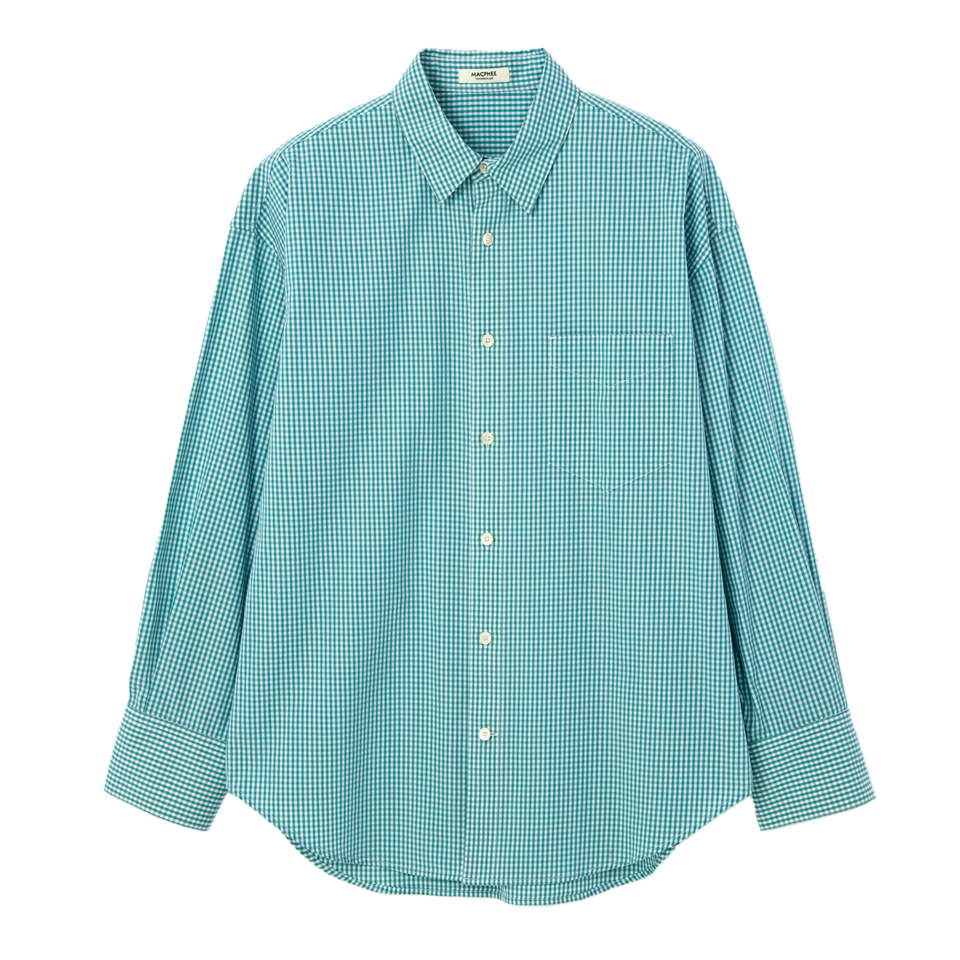 シャツ￥19,800（マカフィー／トゥモローランド）