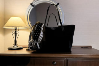 東原妙子さんがプロデュース、空気のように軽い「名品トート」