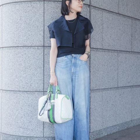 【40代スナップ】初夏もサラッとしたはき心地「新感覚デニム」はシルエットもイイ｜井上良子さん