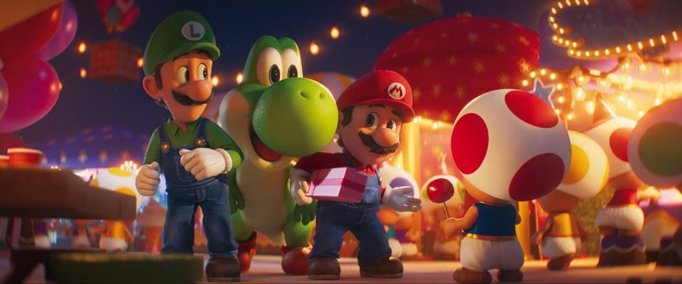 story_配管工兄弟のマリオ（C・プラット、宮野真守）とルイージ（C・デイ、畠中祐）は、ピーチ姫（A・テイラー＝ジョイ、志田有彩）と共に宇宙へ。そこで新たな相棒ヨッシー（D・グローバー）と出会い、捕らえられたクッパ（J・ブラック、三宅健太）の奪還に燃える息子クッパJr.（ベニー・サフディ、山下大輝）と対峙する。