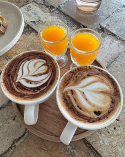 ココナッツミルクで飲む、オーストラリアのコーヒーだけは飲めちゃう♡