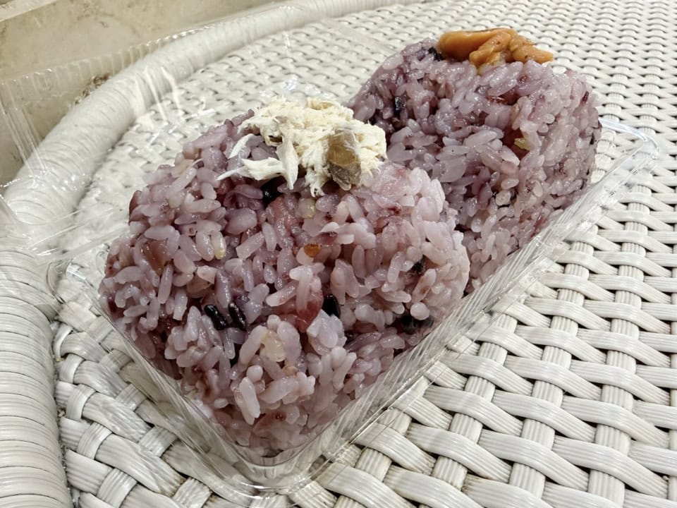 「サバ塩焼き」と「ポキサーモン」