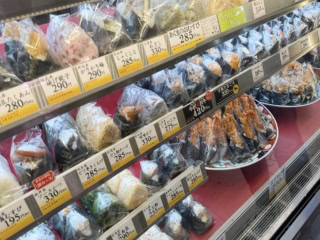 47都道府県の名物おにぎりがズラリ