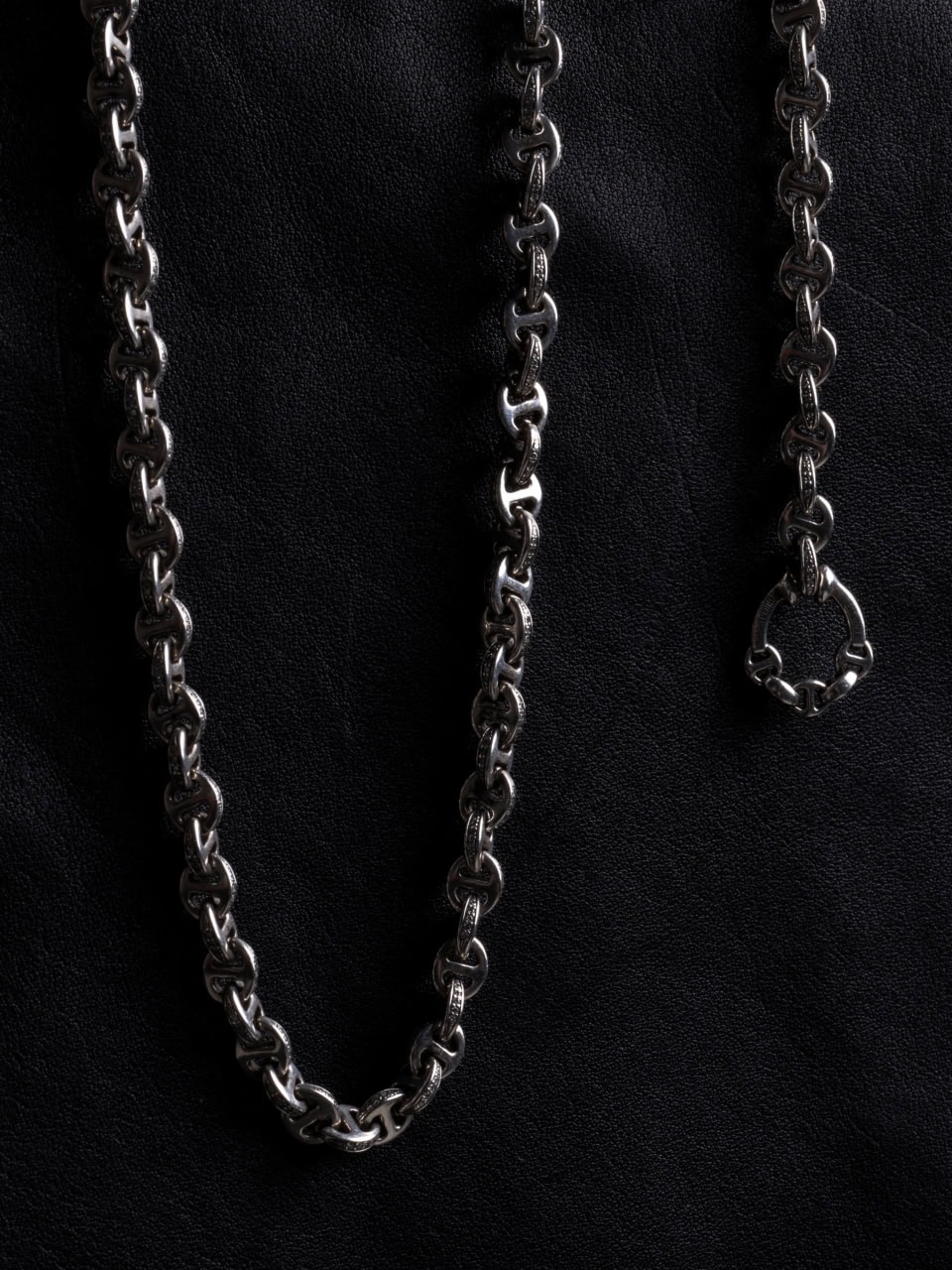 表参道店限定ネックレス［Silver925×ダイヤモンド］￥3,960,000（ホーセンブース／リトルリーグ インク）