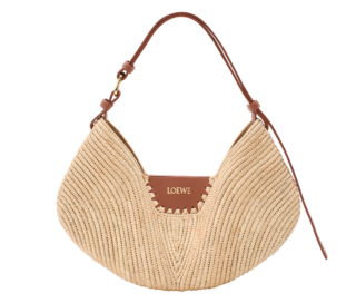 バッグ〈ロエベスイング〉［H22×W35×D11㎝］¥270,600※予定価格・5月7日発売予定（ロエベ／ロエベ ジャパン クライアントサービス）