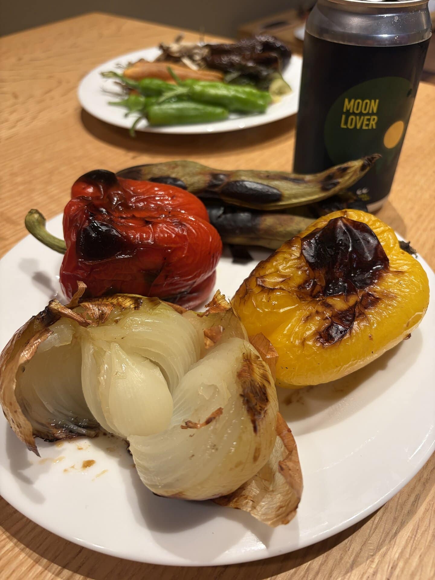 丸ごと焼いた野菜って、こんなに美味しいんですね。初めての経験だったのですが、この調理法にハマりそうです