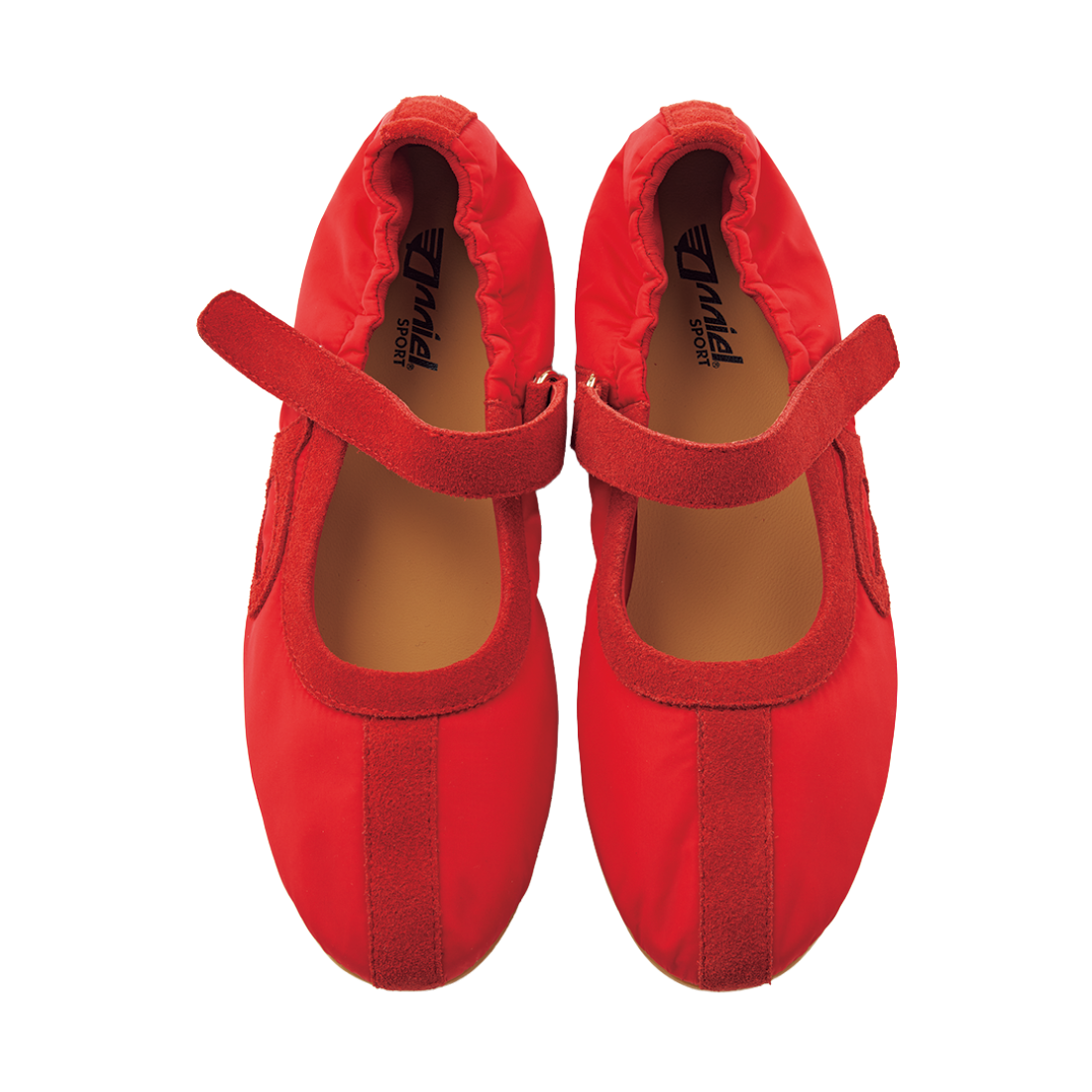 レッドメリージェーン［ヒールなし］¥19,800（アニエル／オデット エ オディール 新宿店）