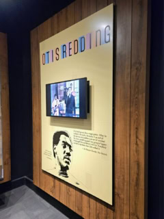 【Stax Museum of American Soul Music】スタックスを語る上で欠かせない歌手、オーティス・レディング。貴重なテレビ出演の映像や愛用していたオーバーオールなども展示されていました。