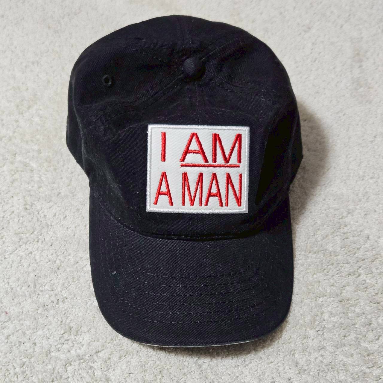 【National Civil Rights Museum】私は2階のおみやげコーナーでこのキャップなどを購入。17.99ドル（日本円で約2,968円）でした。