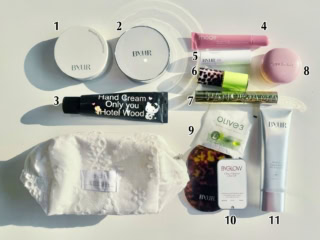 バイユア・PR 亀山さんのポーチの中身