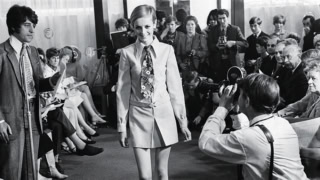 story_1965年、16歳でモデルデビューしたツイッギーは、あっという間にスターとなり、スウィンギング・ロンドンの象徴に。そんな彼女本人のアーカイブ映像や、ポール・マッカートニー、ブルック・シールズなどゆかりのある著名人のインタビューで綴る彼女のドキュメンタリー。