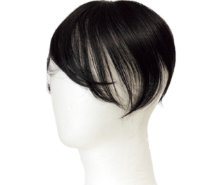 「総手植え人毛MIXヘアピース シルクスキン レイヤーショート」ピュアブラック・人毛MIX ¥36,800(AQUADOLL)