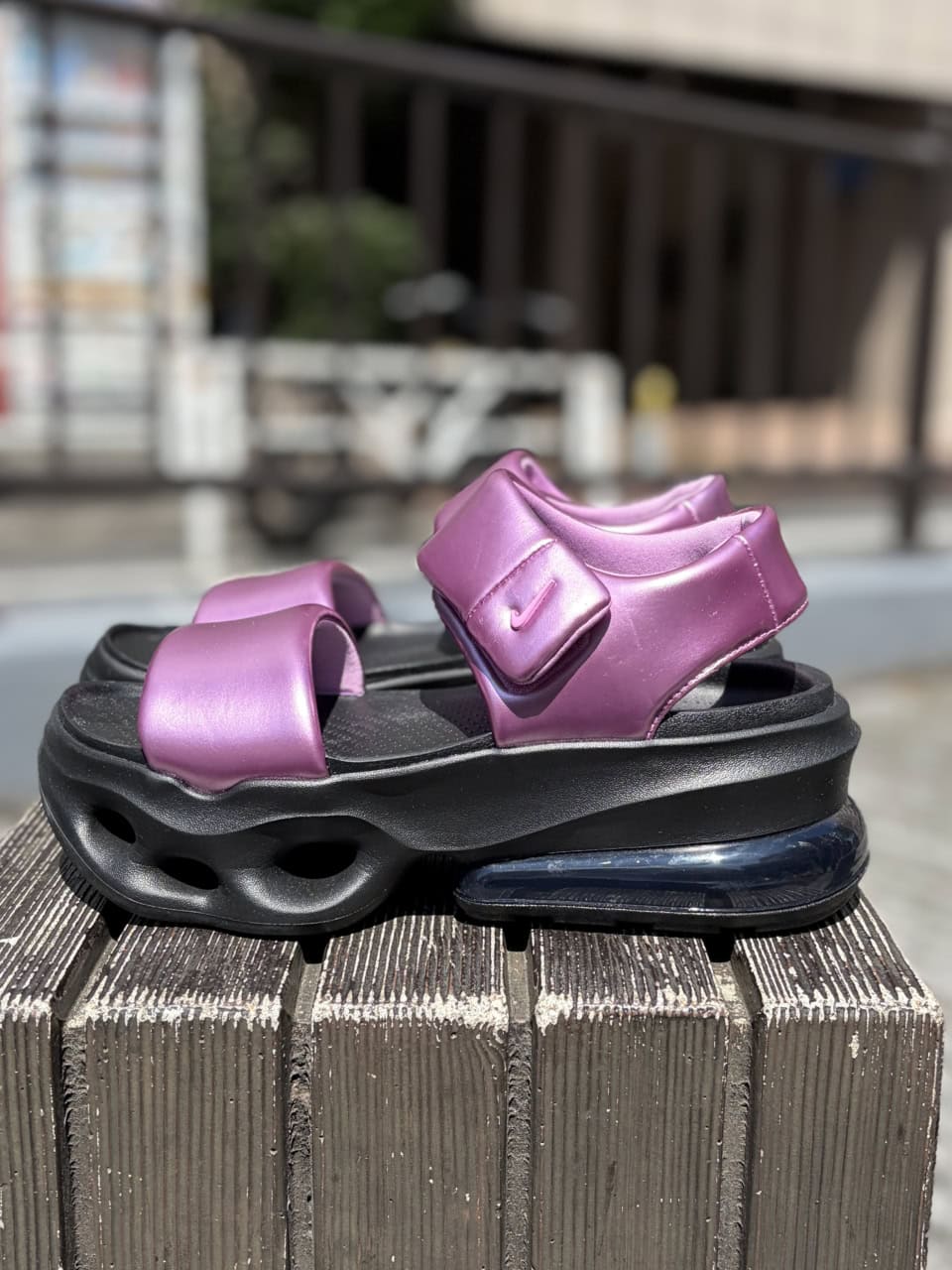 この横顔がナイキならではですよね。さりげないロゴもかわいい♡