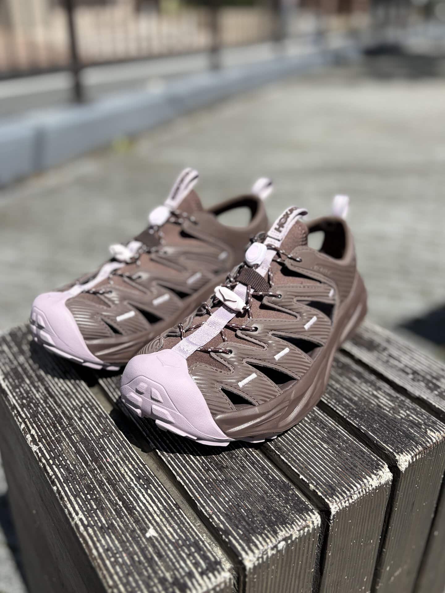 「HOKA HOPARA」￥18,150（ホカ）