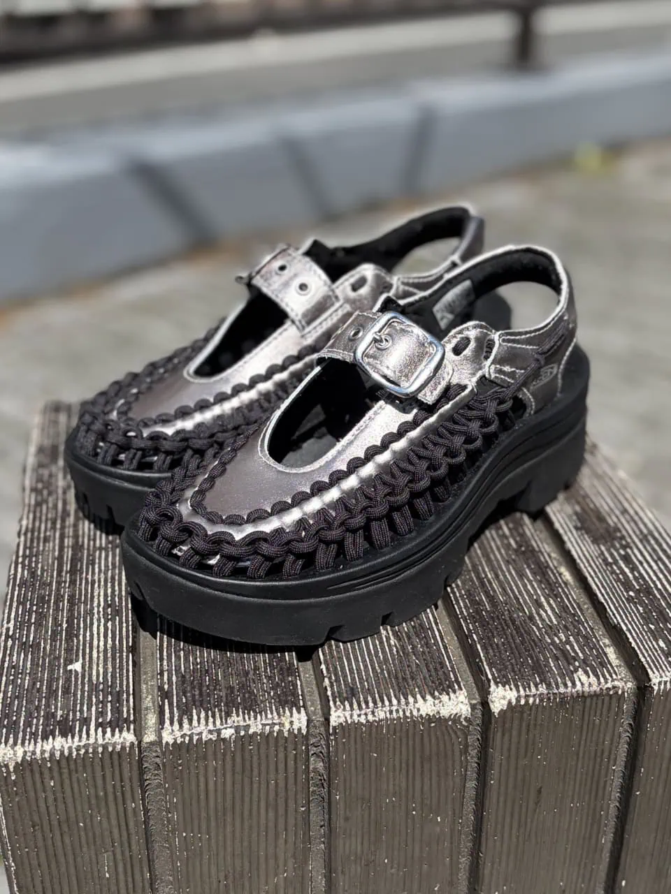 「 UNEEK PLT MARY JANE」￥19,800（キーン）