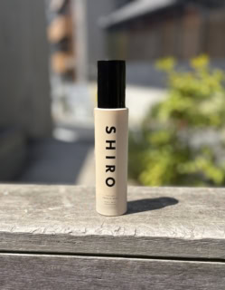 FREESIA MIST ボディミスト 60ml ￥4,950（SHIRO）