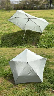 晴雨兼用　軽量　折りたたみ傘￥1,990（無印良品）