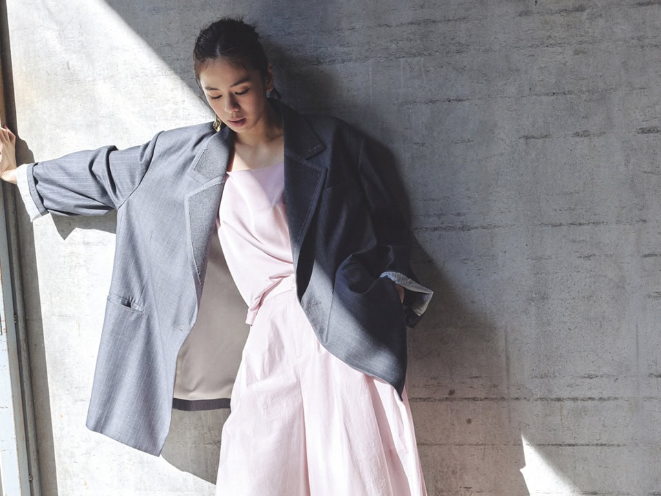 甘さとハンサムさが大人にもちょうどいい【ピンク×グレー】の黄金コンビで、この春洒落ます!