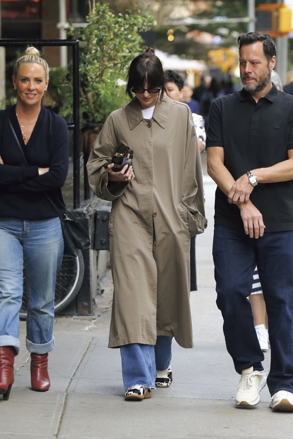 とことんメンズライクに着るのも◎。