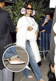 バレエコアを足元でさり気なく。