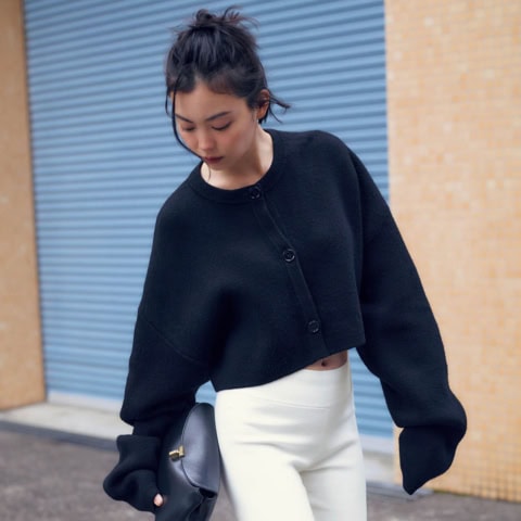 「レトロフレンチ」でヘルシーに女っぽい! シンプルコーデが洒落見え【トーテム】の名品ガイド