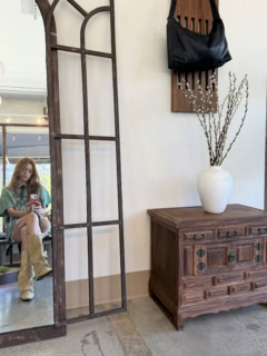 まゆみん（佐田真由美）と「MANA」とのコラボのブーツがお気に入り。