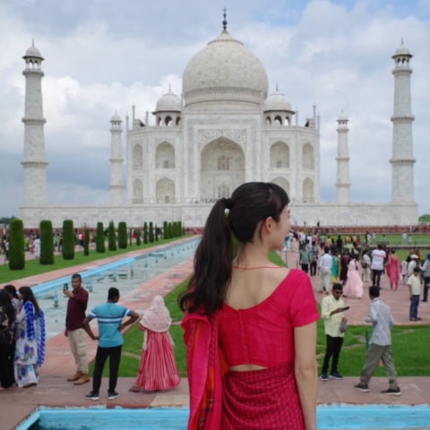 湯舟から10分で旅支度、着陸後ビザカウンターへ全力疾走! 旅ガール清水みさと【インド】へ。