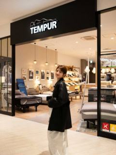 続きまして、「枕が欲しいんです！」とノリノリで向かったのはテンピュール。