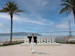 絶景を前にテンションUP！ 早速、お買い物へ！