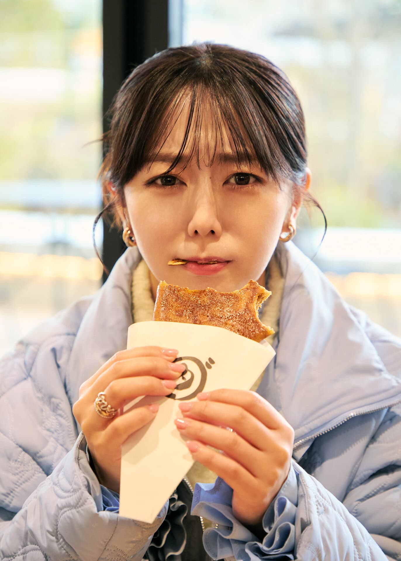 「クレープも絶品なんです！」と通の峯岸さんが教えてくれました。香り高いバターにカリッとした生地の「シュガークレープ」￥648