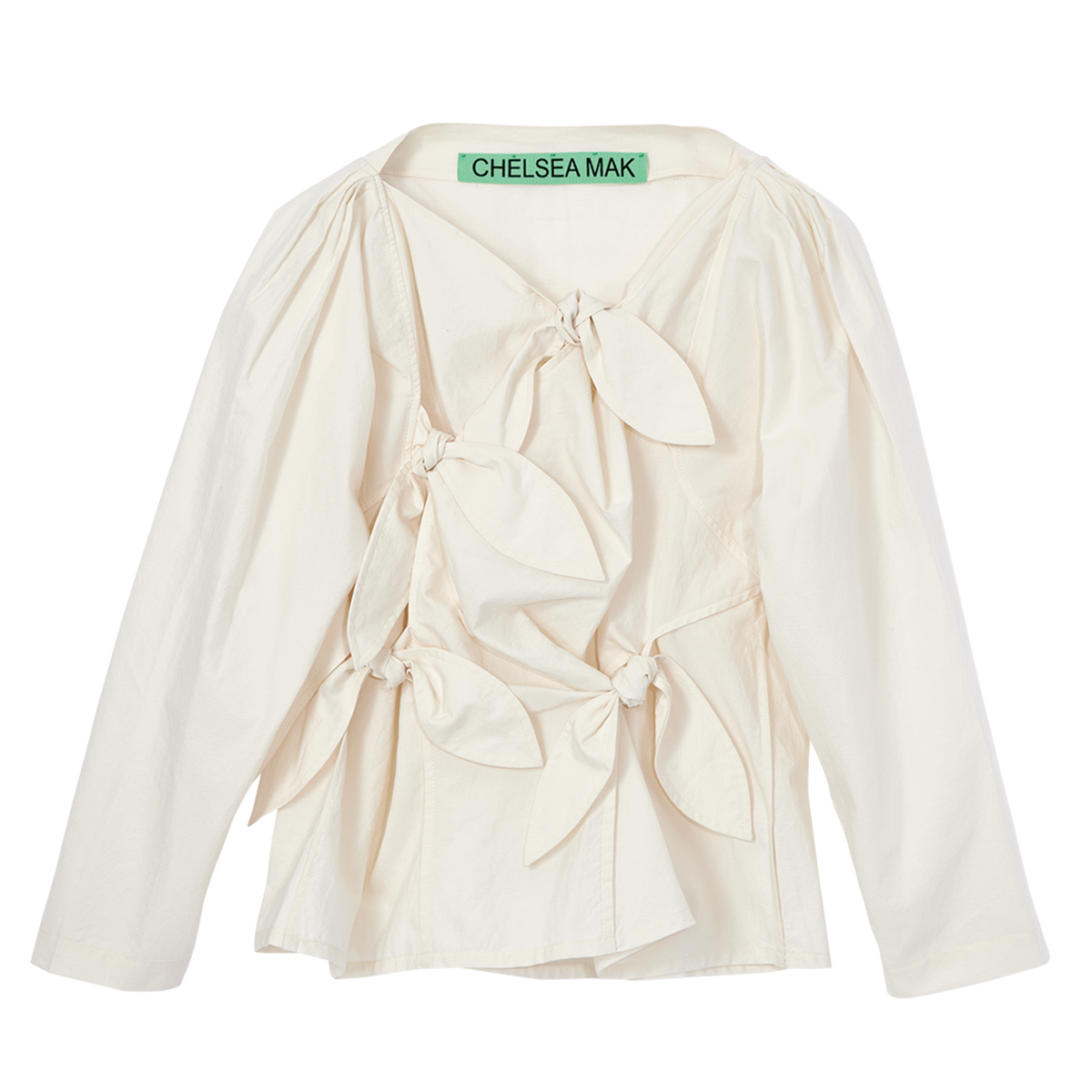 ノットデザインのリボンに注目。¥88,000（チェルシー マック／アダム エ ロペ）