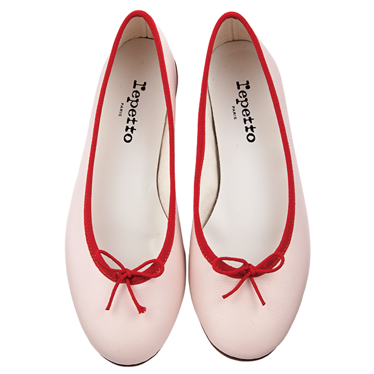 幸福感のある配色がもはや悶絶級の可愛さ。※EC限定¥67,100（レペット／ルック ブティック事業部）