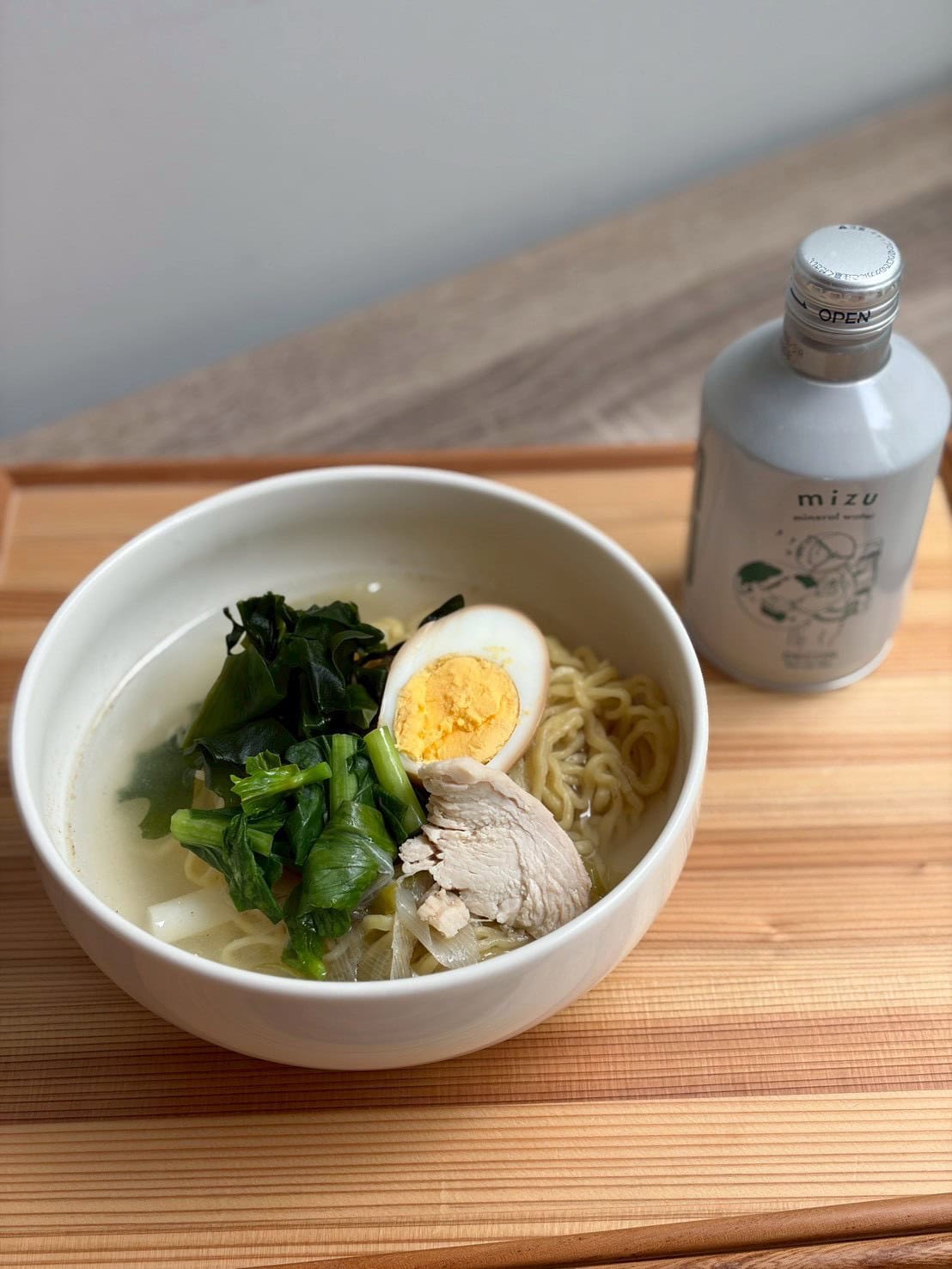 これまで何回もラーメンを出してきましたが、手作りスープは初。店主味をしめまして、近々またメニューにしようかなと思っています(笑)。