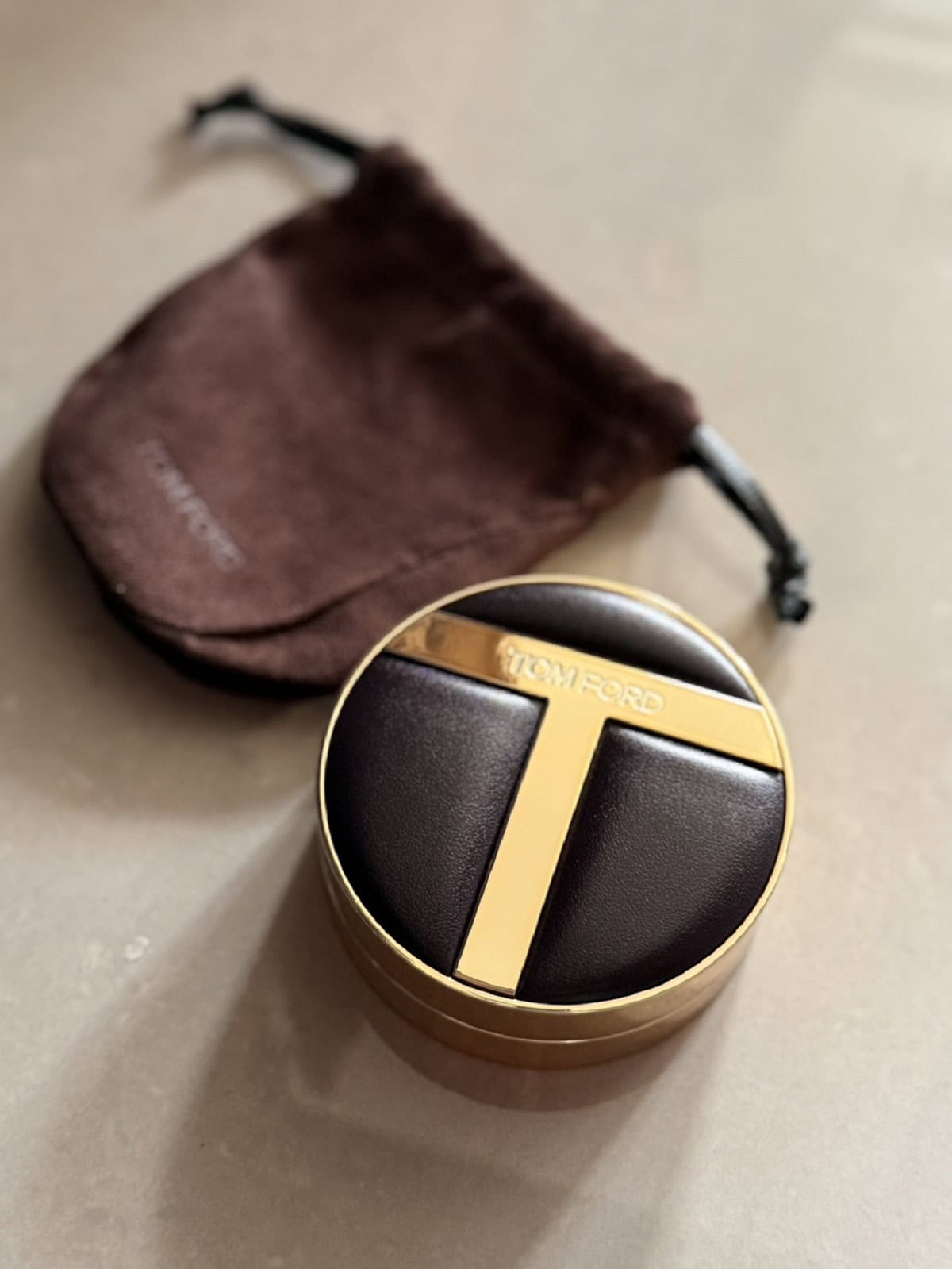 ツヤと輝きで手軽に品格大人肌！【トム フォード ビューティ】のスキンケア発送クッションファンデ