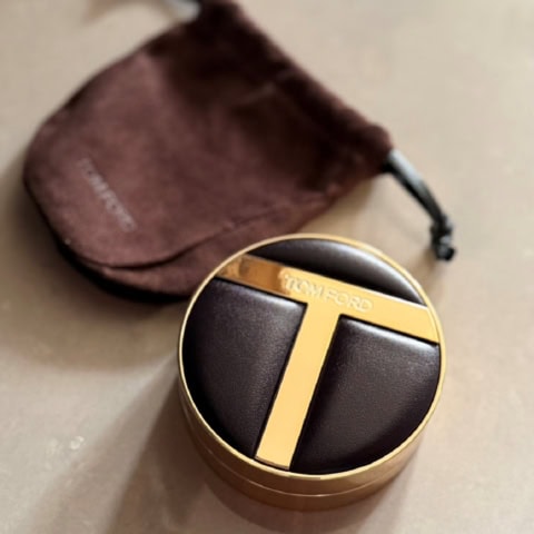 ツヤと輝きで手軽に品格大人肌!【トム フォード ビューティ】のスキンケア発想クッションファンデ