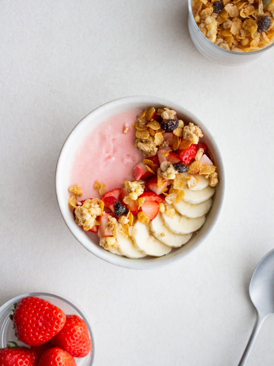 中からしっかり潤いたいときはコレ！ ビタミンたっぷり摂れるから、いつも助けられてます。トマトの酸味といちごの甘酸っぱさが絶妙なバランス。