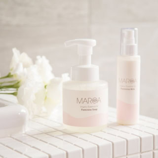 厳選された植物由来成分を配合。デリケートゾーンを美しく健やかにキープしてくれます。右から：フェミニンミルク 120ml ¥4,015、フェミニンソープ 280ml ¥3,355(MAROA) ※5月1日 GINZA SIX POP UP STORE 発売、公式オンラインショップ発売中