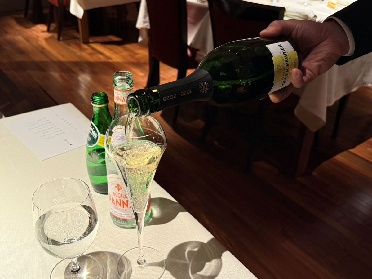 ディナーコース「錦繍」に合わせた、ワインのペアリング。