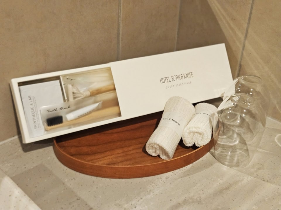 環境配慮などこだわりを感じるアメニティセットも。