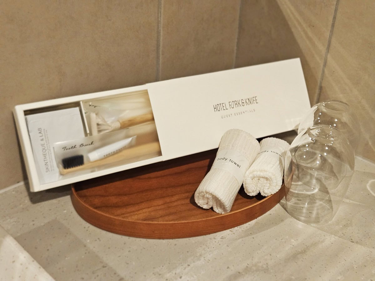 環境配慮などこだわりを感じるアメニティセットも。