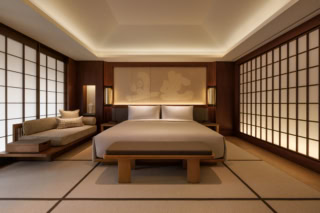 宮川町の街並みが眺められるデラックス シティキング