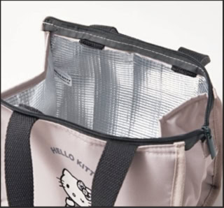 お出かけに嬉しい保冷保温仕様です♡