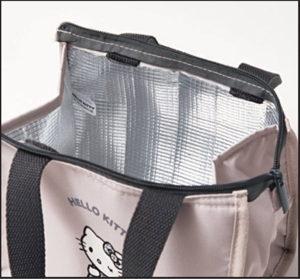 お出かけに嬉しい保冷保温仕様です♡