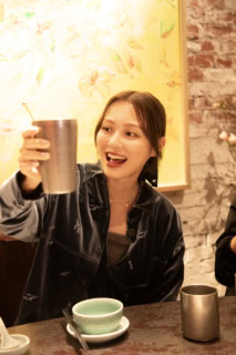 「乾杯！」たくさん歩いて、お酒が進む〜♡