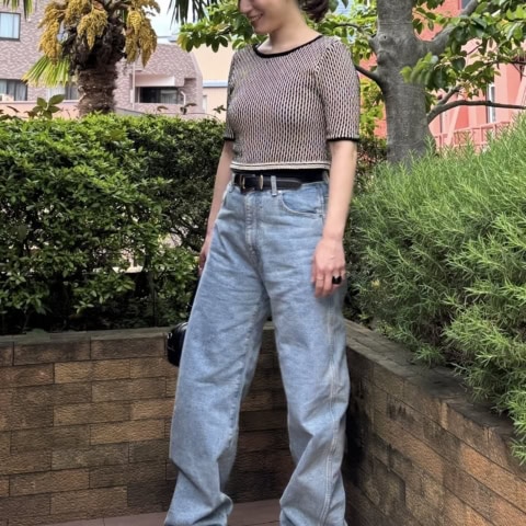 【40代スナップ】はいた瞬間に購入決定「シルエット美デニム」はあえてダボッと!|高岡瞳さん