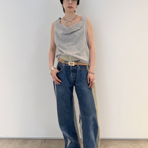 【40代スナップ】カジュアルな「リメイクデニム」にはアクセ使いが欠かせない!|福井清夏さん