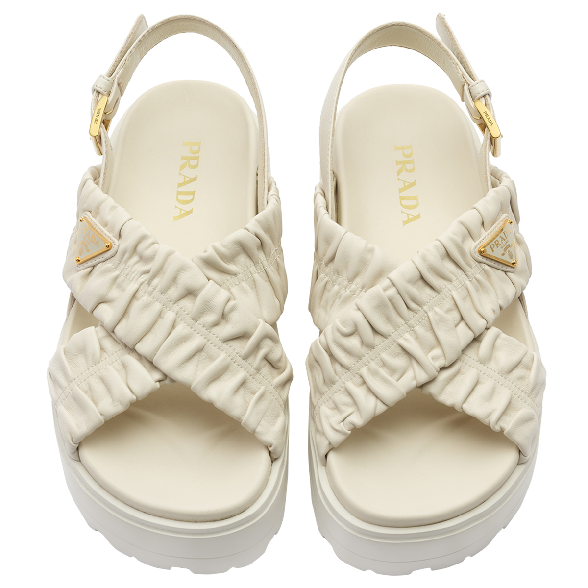 日本限定サンダル［ソール4.5cm］¥192,500（プラダ／プラダ クライアントサービス）